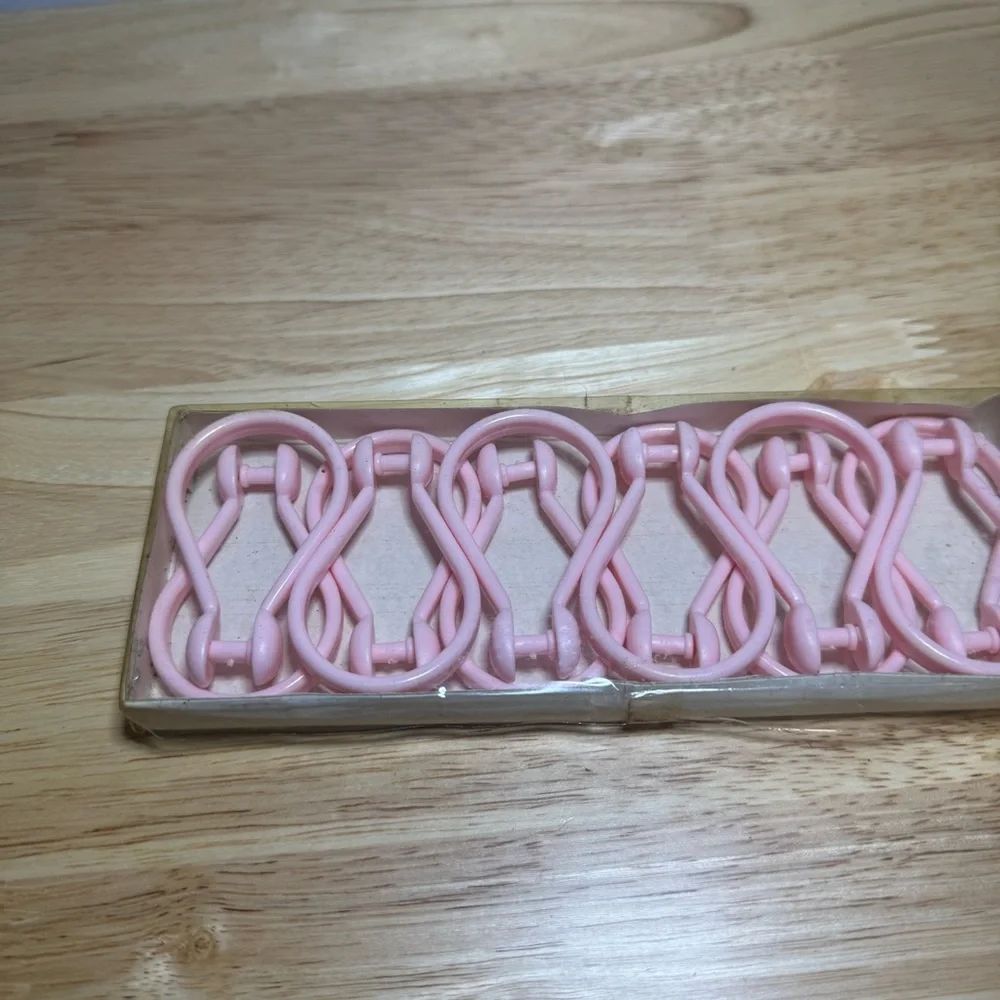 VTG Retro Pink Plastic Shower Curtain Hooks Rings MCM Barbiecore Bathroom Vanity